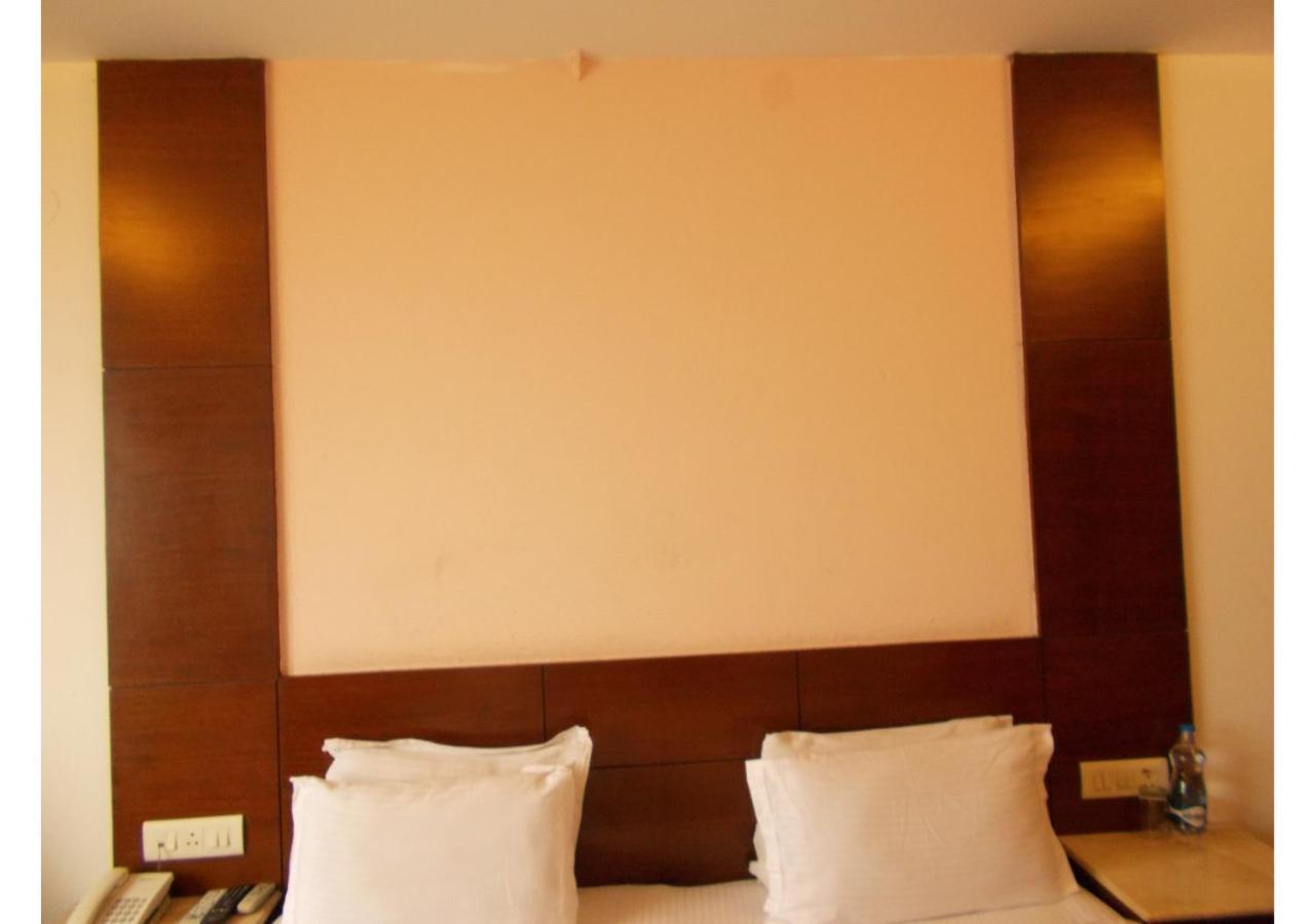 The Imperial Square Hotel Mussoorie Eksteriør billede