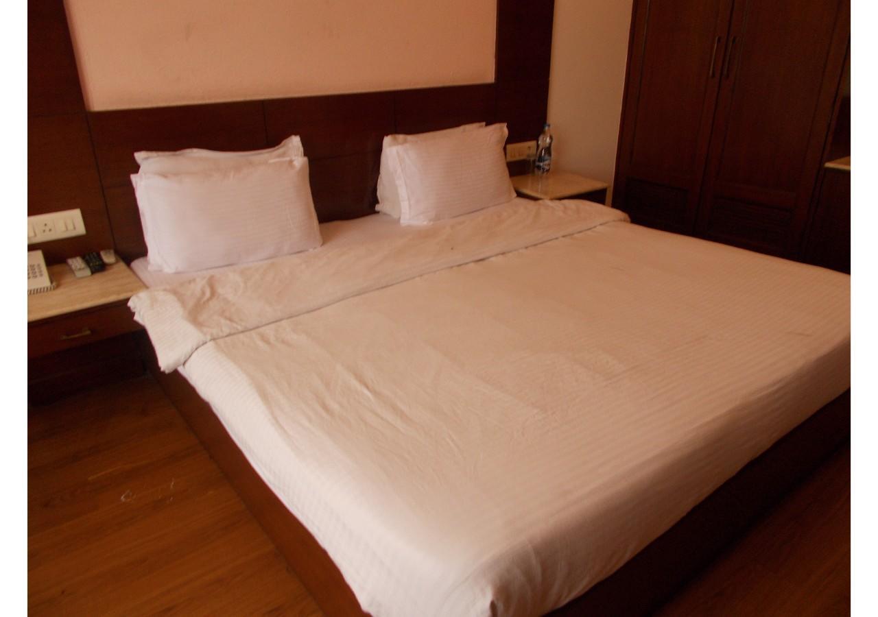 The Imperial Square Hotel Mussoorie Eksteriør billede