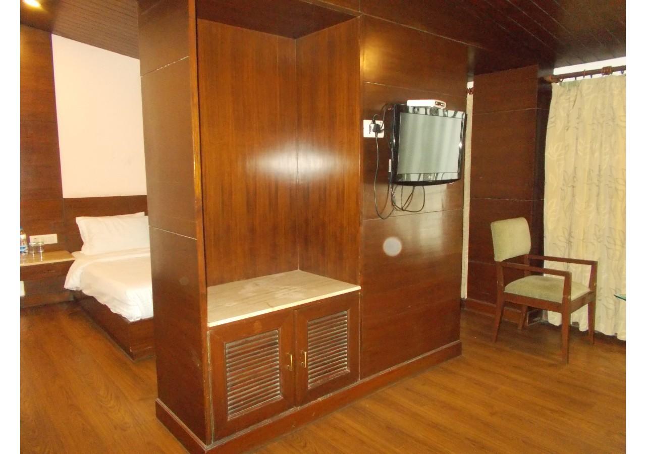 The Imperial Square Hotel Mussoorie Eksteriør billede