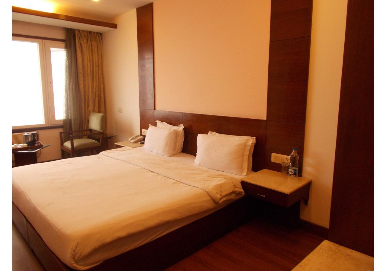The Imperial Square Hotel Mussoorie Eksteriør billede